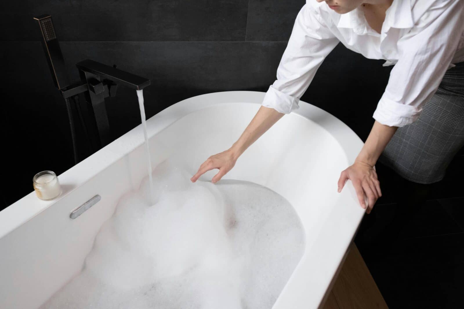 av tub